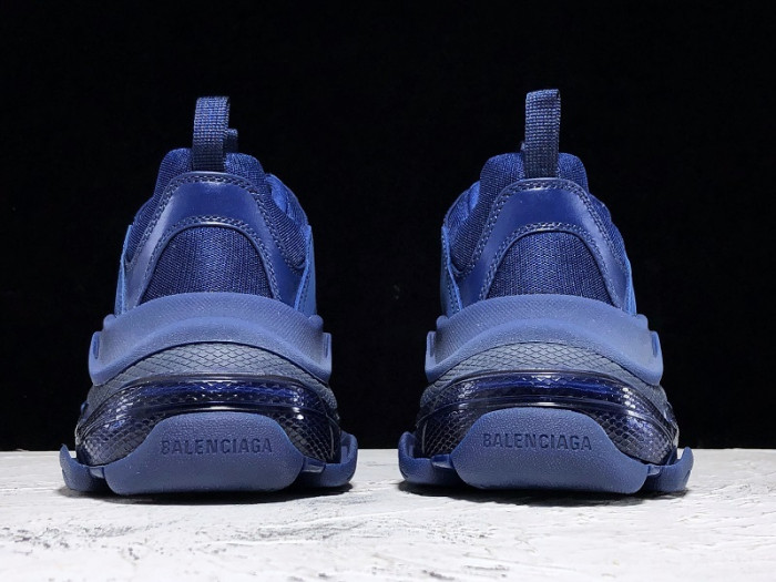 bl triple s
